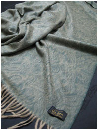 Кашемировый шарф Luxury Paisley Spruce GLEN SAXON SCHOTTLAND