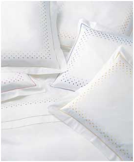 Постельное белье с вышивкой Luxury Nights Dots
