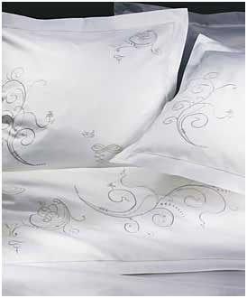 Постельное белье с вышивкой Luxury Nights Wonderland